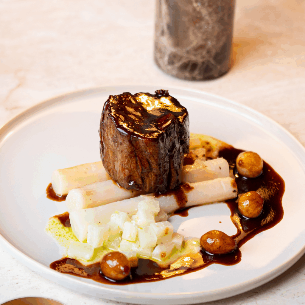 Filet Mignon Ladies Cut Chinaski Studio Bar Filet Mignon Ladies Cut Chinaski Studio Bar Frankfurt am Main Alte Oper Restaurant Bar Dinner